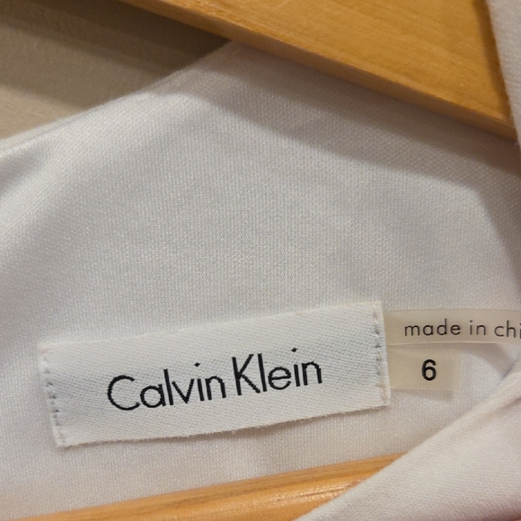 Calvin Klein White Sleeveless Dress Classic Style Size 6 - Picture 2 of 4